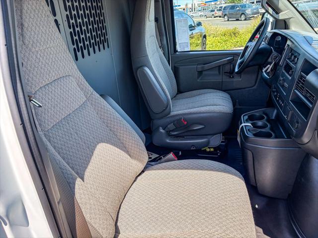 2025 Chevrolet Express Cargo Van RWD 3500 Regular Wheelbase WT