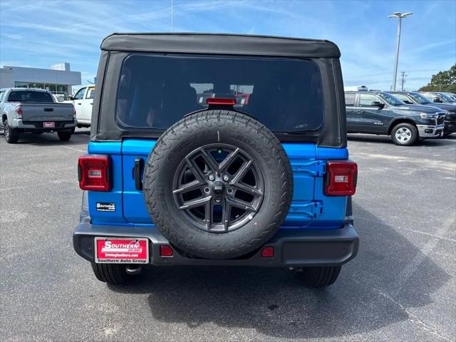 2025 Jeep Wrangler 4-Door Summit 4x4