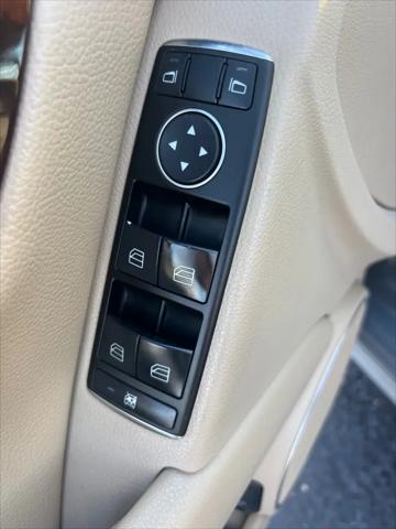 2013 Mercedes-Benz C-CLASS C 300 C 300