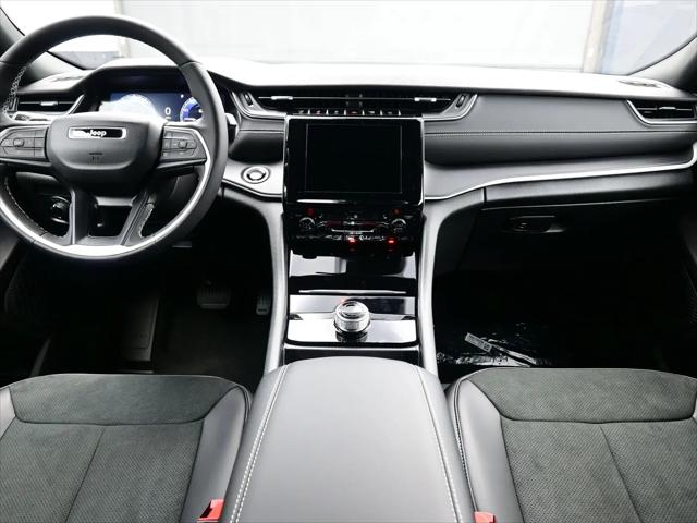 2025 Jeep Grand Cherokee L Altitude X 4x4