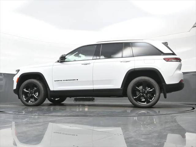 2025 Jeep Grand Cherokee Altitude X 4x4