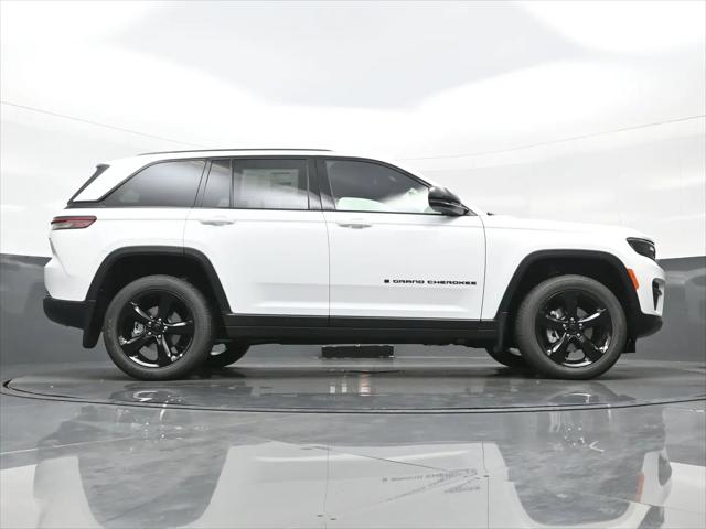 2025 Jeep Grand Cherokee Altitude X 4x4