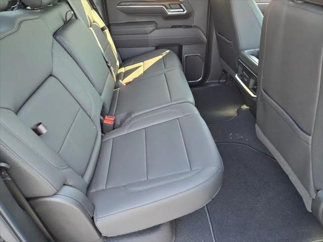 2026 GMC Sierra 1500 Crew Cab, Short Bed, SLT, 4WD