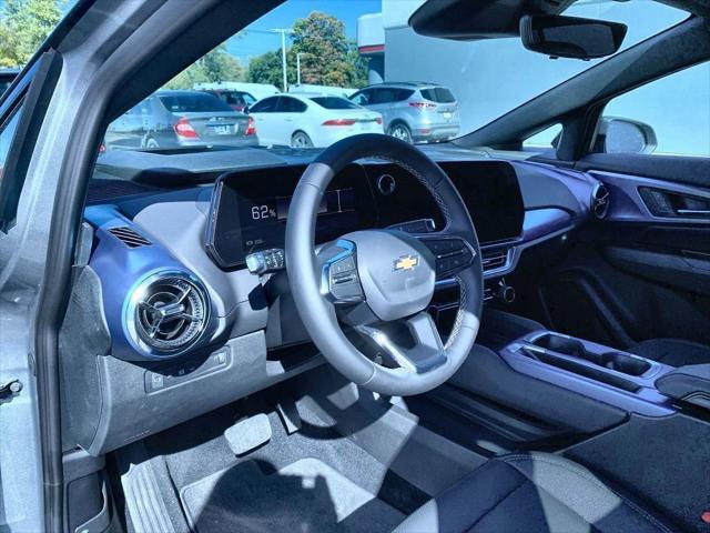 2025 Chevrolet Equinox LT 2