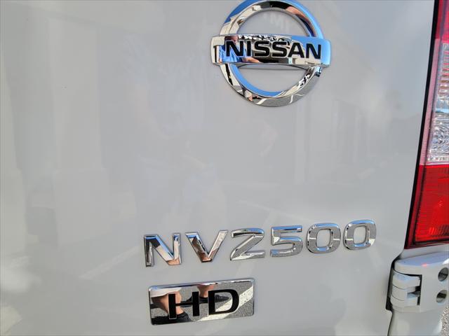 2015 Nissan 2500 SV V6