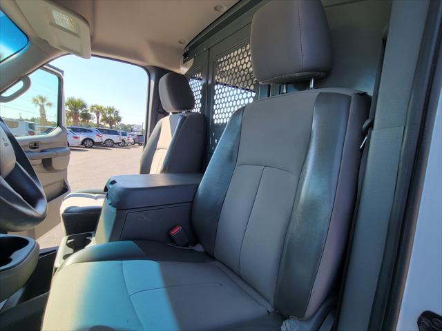 2015 Nissan 2500 SV V6
