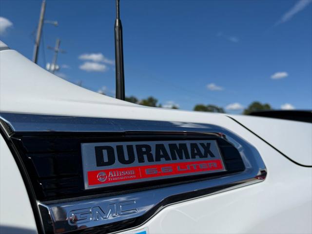 2023 GMC Sierra 3500HD 4WD Crew Cab Long Bed Denali