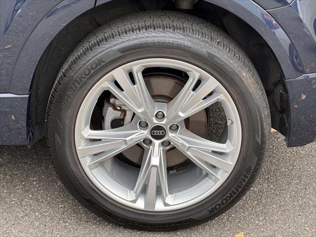 2023 Audi Q8 Premium 55 TFSI quattro Tiptronic [8]