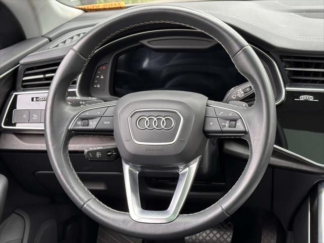 2023 Audi Q8 Premium 55 TFSI quattro Tiptronic [15]