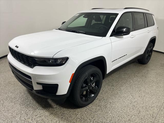 2025 Jeep Grand Cherokee GRAND CHEROKEE L ALTITUDE X 4X4