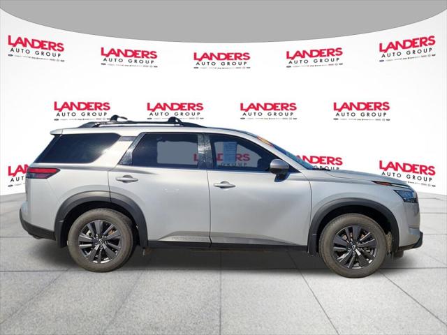 2022 Nissan Pathfinder SV 2WD 2022 Nissan Pathfinder SV 2WD