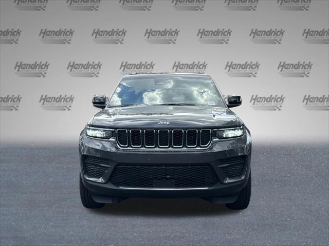 2025 Jeep Grand Cherokee GRAND CHEROKEE LAREDO 4X2