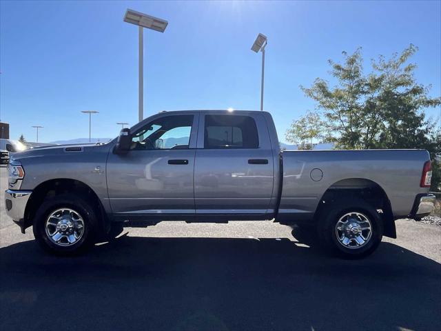 2023 RAM 2500 Tradesman Crew Cab 4x4 64 Box 2023 RAM 2500 Tradesman Crew Cab 4x4 64 Box