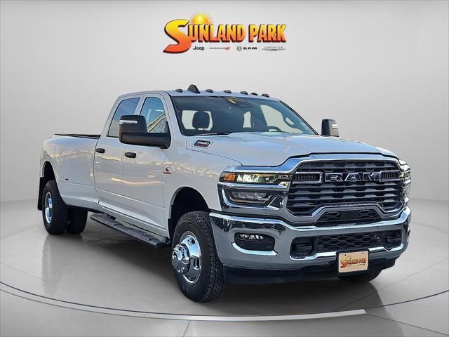 2026 RAM Ram 3500 RAM 3500 TRADESMAN CREW CAB 4X4 8 BOX