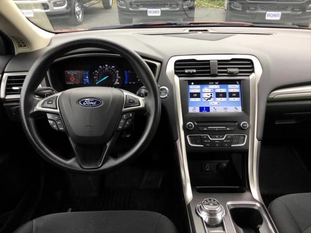 2018 Ford Fusion SE 2018 Ford Fusion SE