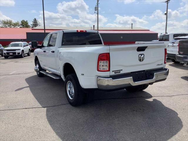 2024 RAM 3500 Big Horn Crew Cab 4x4 8 Box 2024 RAM 3500 Big Horn Crew Cab 4x4 8 Box