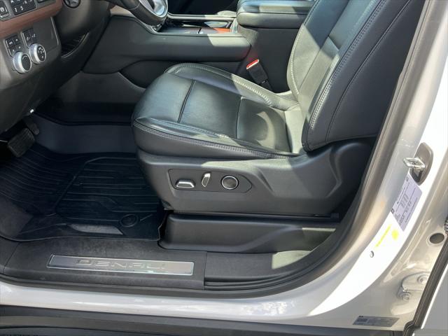 2021 GMC Yukon 4WD Denali