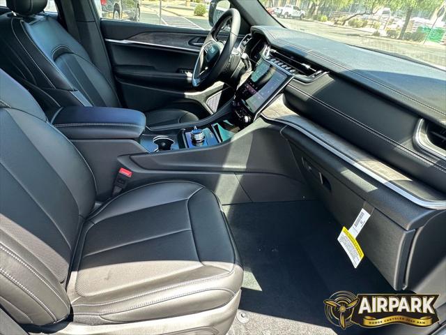 2025 Jeep Grand Cherokee L Limited 4x4