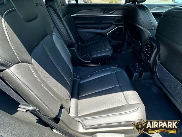 2025 Jeep Grand Cherokee L Limited 4x4