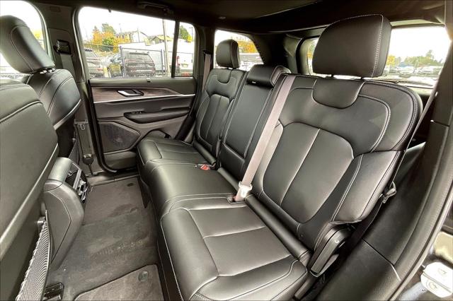 2025 Jeep Grand Cherokee Limited 4x4
