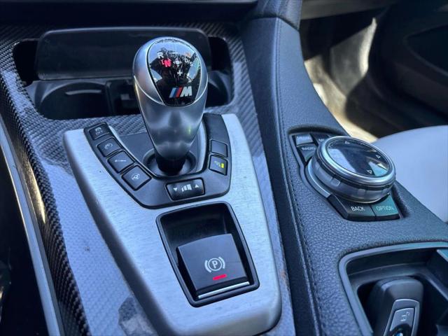 2015 BMW M6 Convertible 2D