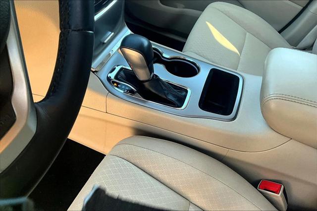 2022 Jeep Grand Cherokee Laredo E 4x4