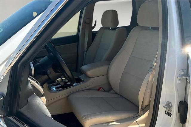 2022 Jeep Grand Cherokee Laredo E 4x4