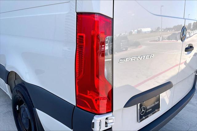 2026 Mercedes-Benz Sprinter Cargo Van Standard Roof 4-Cyl Diesel HO