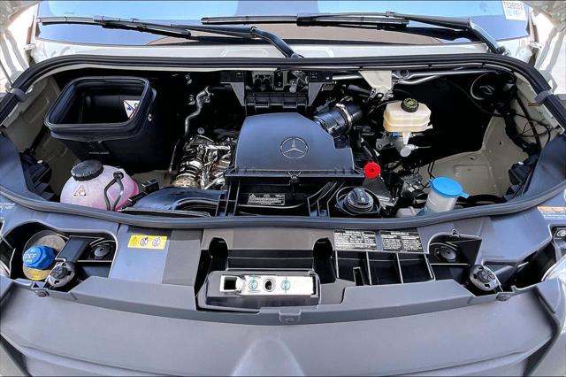2026 Mercedes-Benz Sprinter Cargo Van Standard Roof 4-Cyl Diesel HO