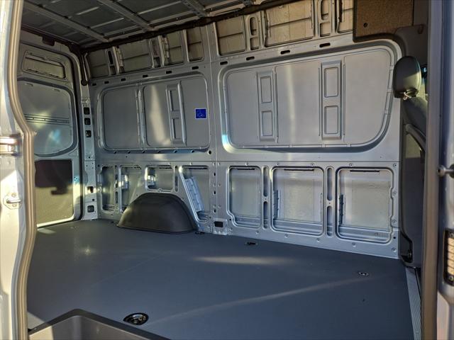 2026 Mercedes-Benz Sprinter Cargo Van Standard Roof 4-Cyl Diesel HO