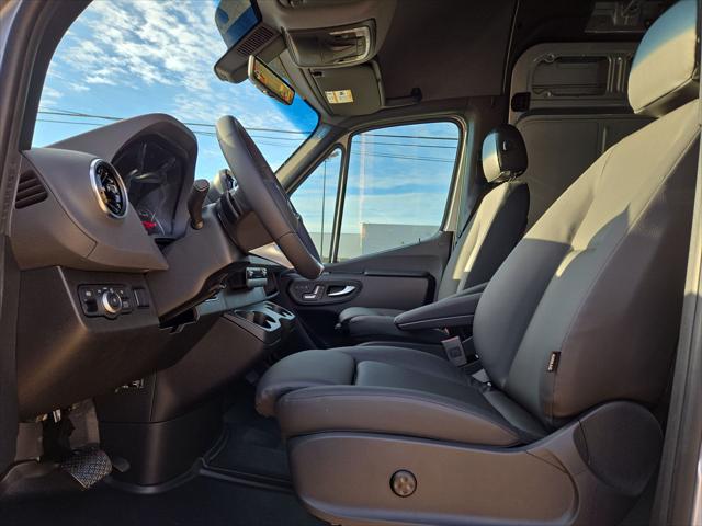 2026 Mercedes-Benz Sprinter Cargo Van Standard Roof 4-Cyl Diesel HO