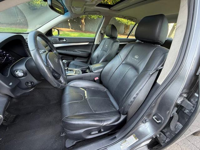 2013 INFINITI G37 x