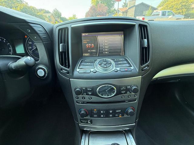 2013 INFINITI G37 x