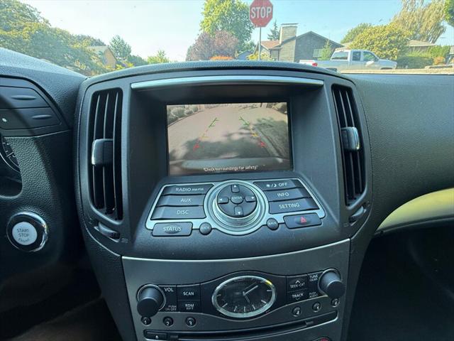 2013 INFINITI G37 x