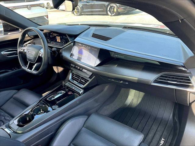 2022 Audi e-tron GT Premium Plus quattro