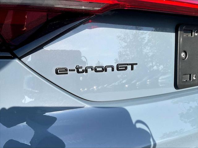 2022 Audi e-tron GT Premium Plus quattro
