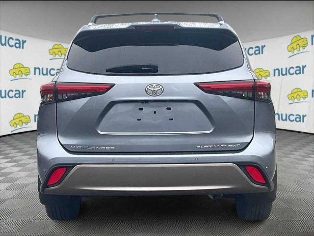 2022 Toyota Highlander Platinum
