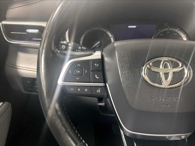 2022 Toyota Highlander Platinum
