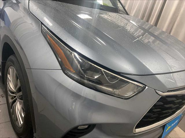 2022 Toyota Highlander Platinum