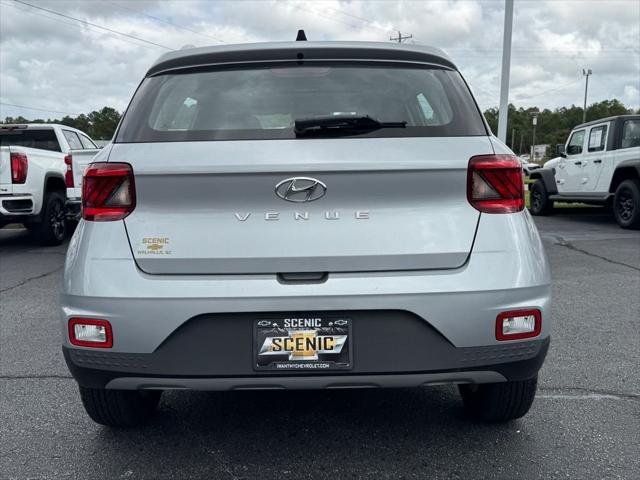2022 Hyundai Venue SEL