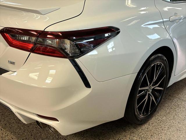 2023 Toyota Camry SE [8]