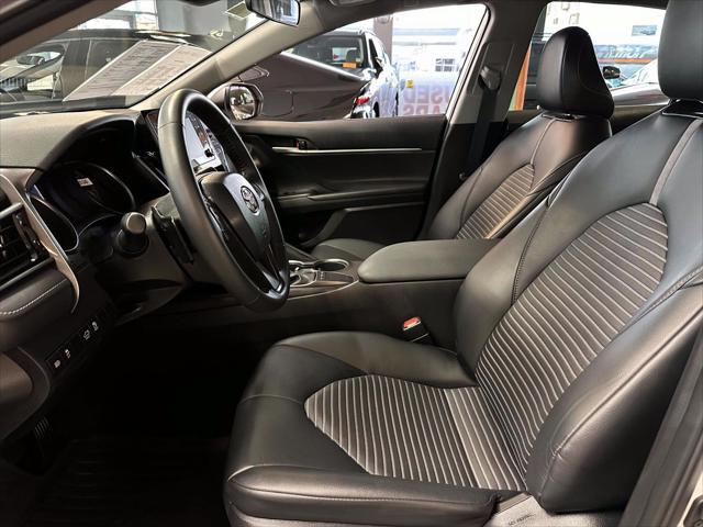 2023 Toyota Camry SE [12]