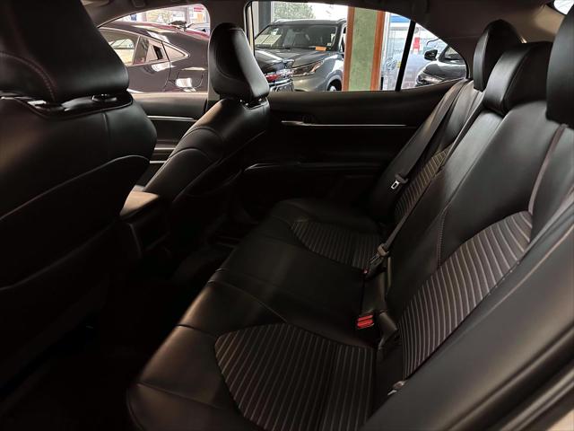 2023 Toyota Camry SE [13]