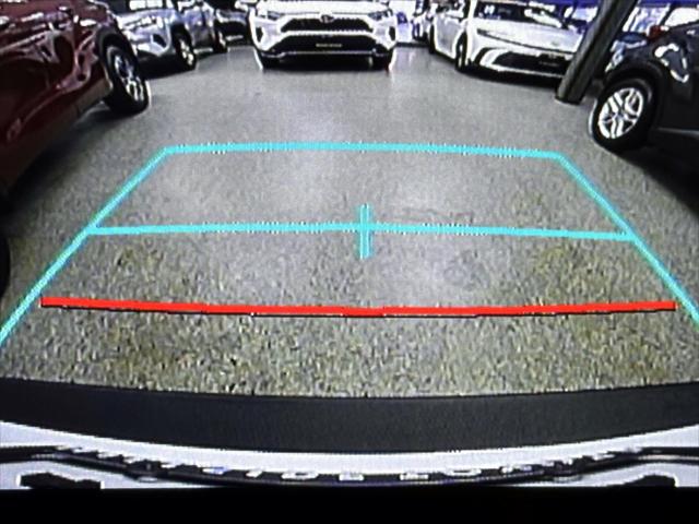 2023 Toyota Camry SE [23]