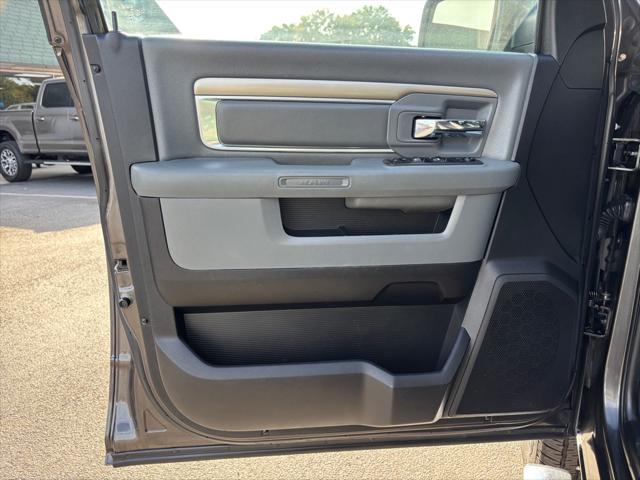 2018 Ram 2500 Big Horn Crew Cab 4x4 8 Box