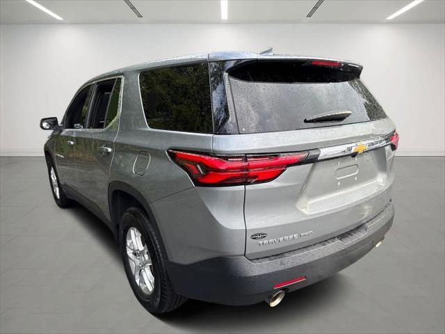 2023 Chevrolet Traverse AWD LS