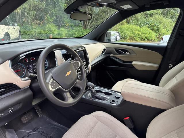 2023 Chevrolet Traverse AWD LS