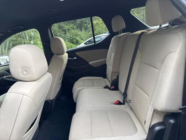 2023 Chevrolet Traverse AWD LS