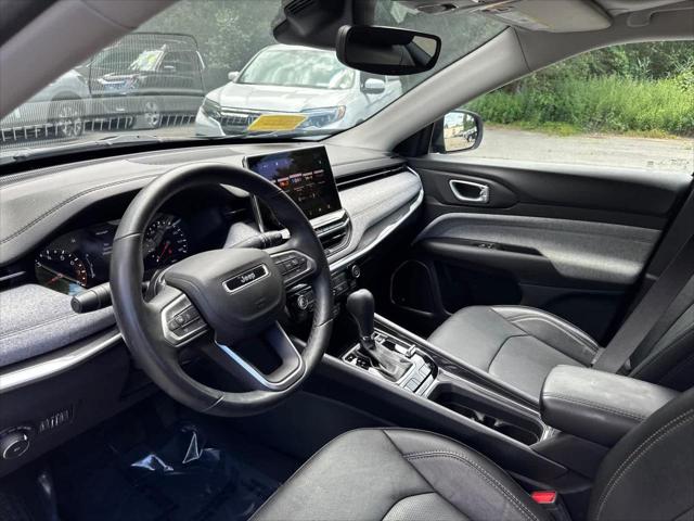 2022 Jeep Compass Latitude Lux 4x4