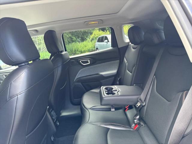2022 Jeep Compass Latitude Lux 4x4